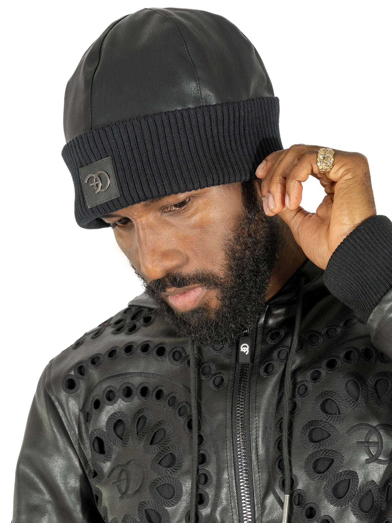 F009 Frost Adam Beanie - Black